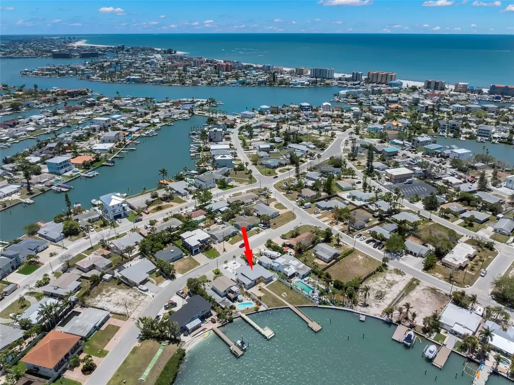708 Sunset Cove Madeira Beach FL 33708