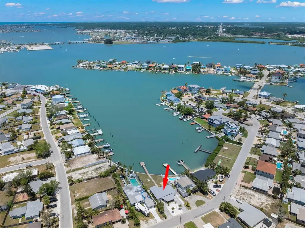 708 Sunset Cove Madeira Beach FL 33708