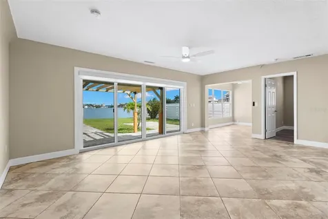 708 Sunset Cove Madeira Beach FL 33708