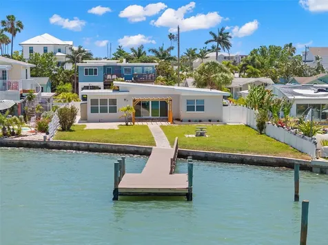 708 Sunset Cove Madeira Beach FL 33708