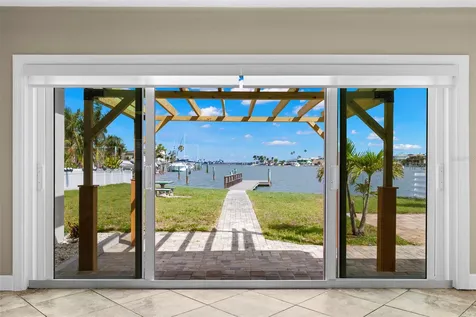 708 Sunset Cove Madeira Beach FL 33708