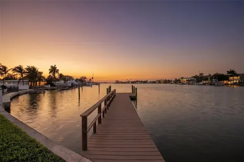 708 Sunset Cove Madeira Beach FL 33708