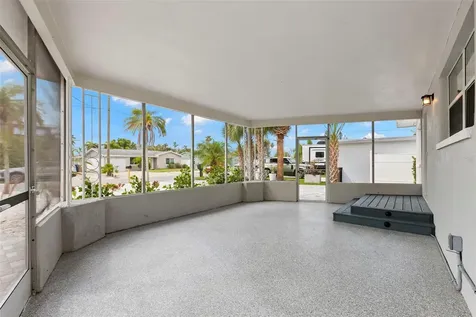 708 Sunset Cove Madeira Beach FL 33708