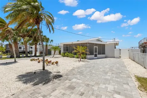 708 Sunset Cove Madeira Beach FL 33708