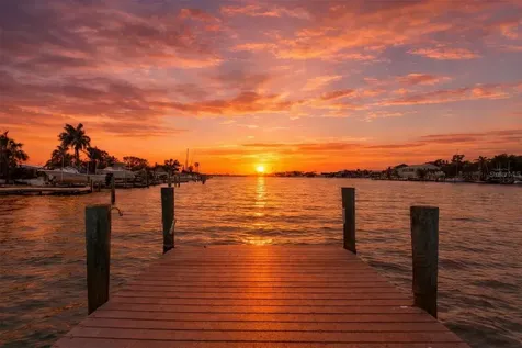708 Sunset Cove Madeira Beach FL 33708