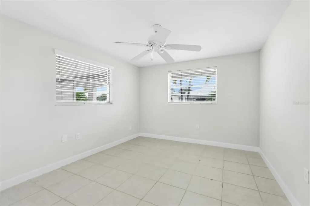 602 Spanish Drive S Longboat Key FL 34228