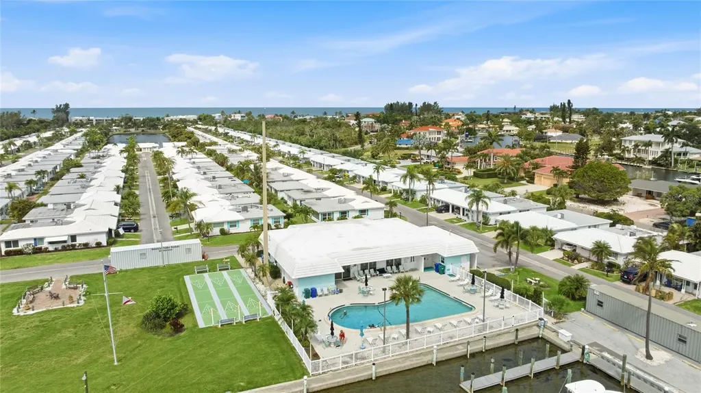 602 Spanish Drive S Longboat Key FL 34228
