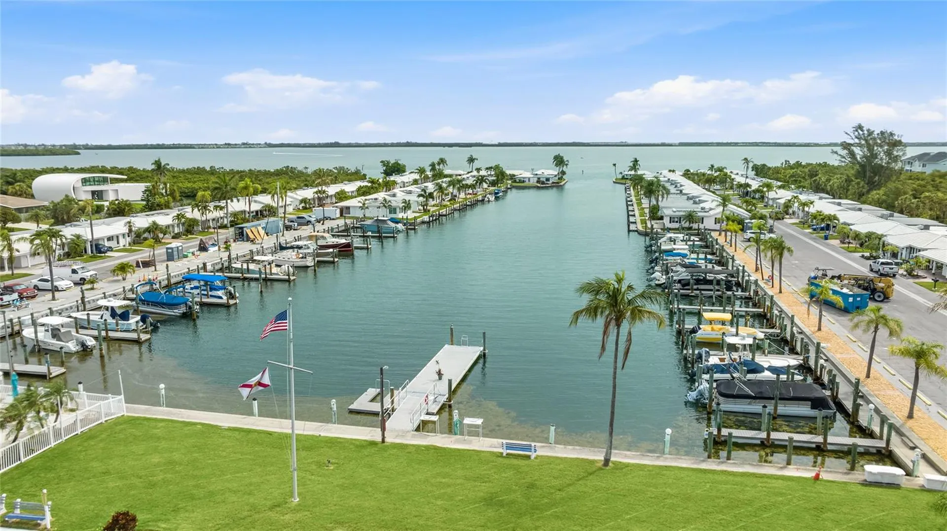 602 Spanish Drive S Longboat Key FL 34228