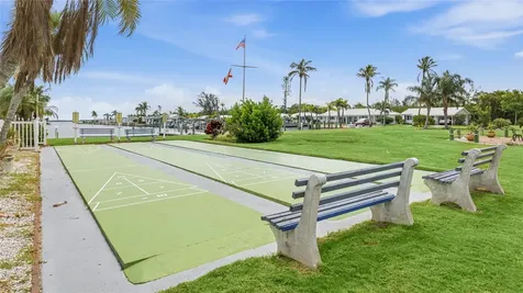 602 Spanish Drive S Longboat Key FL 34228
