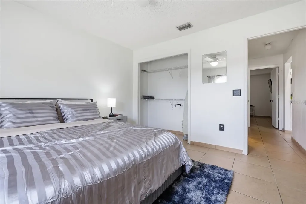 1011 Winifred Way Lakeland FL 33809