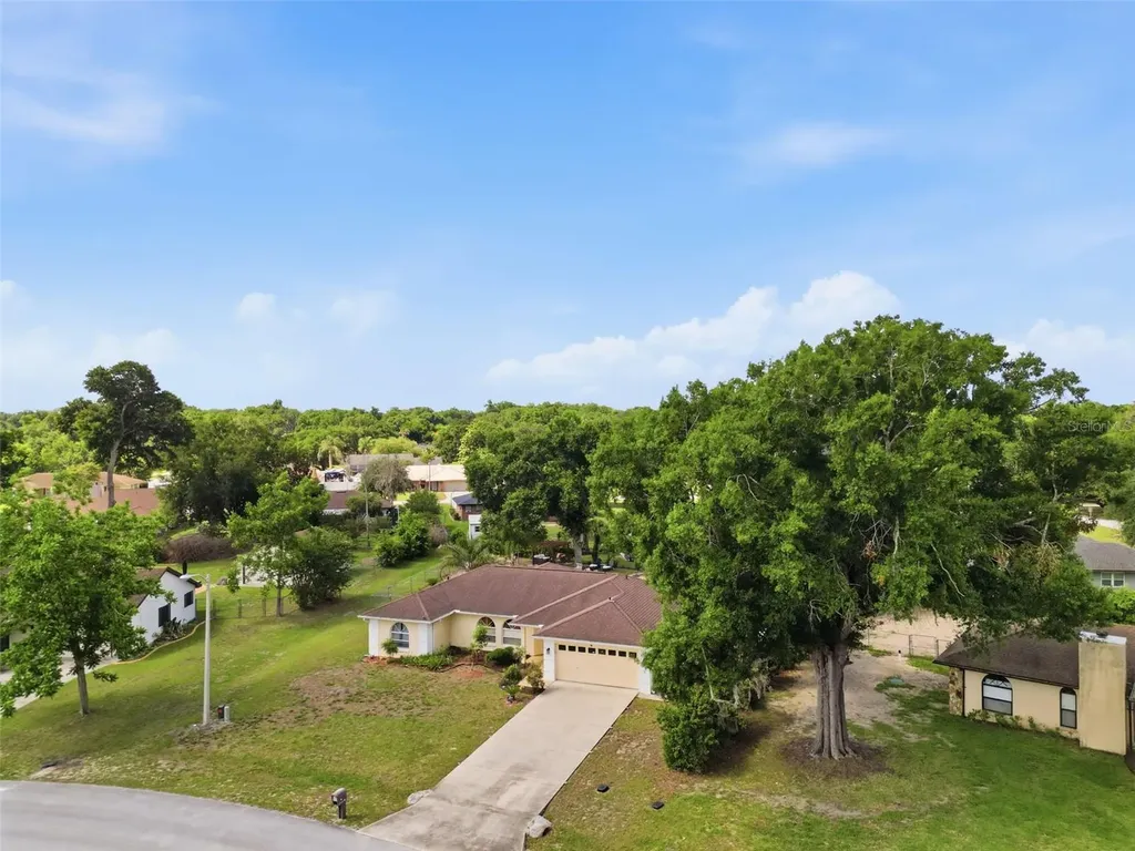 1011 Winifred Way Lakeland FL 33809