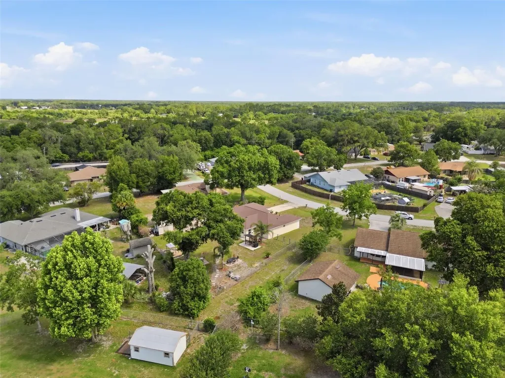 1011 Winifred Way Lakeland FL 33809
