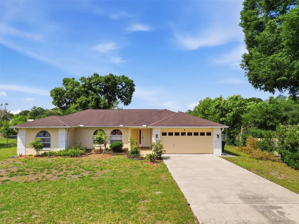 1011 Winifred Way Lakeland FL 33809