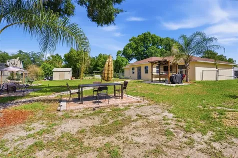 1011 Winifred Way Lakeland FL 33809
