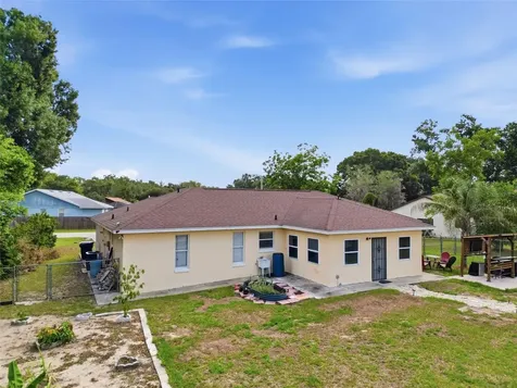 1011 Winifred Way Lakeland FL 33809