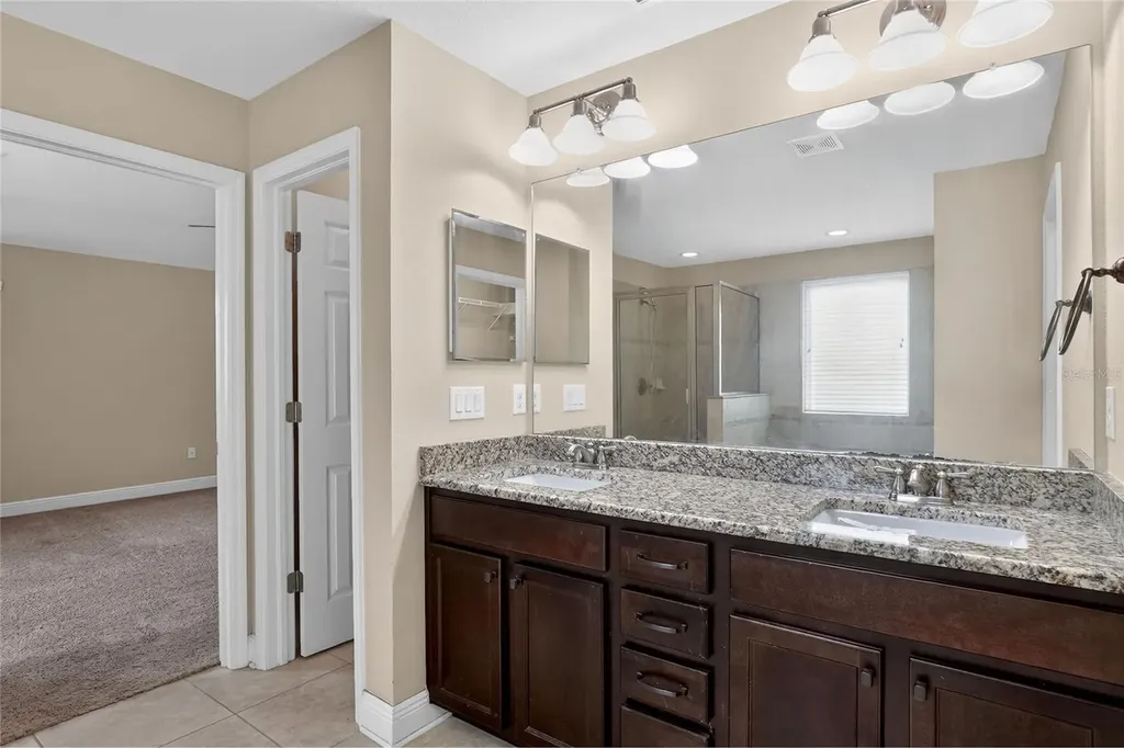16302 Bayberry View Drive Lithia FL 33547