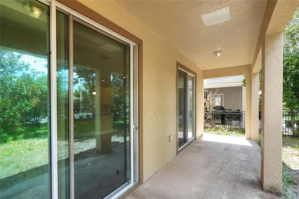 16302 Bayberry View Drive Lithia FL 33547