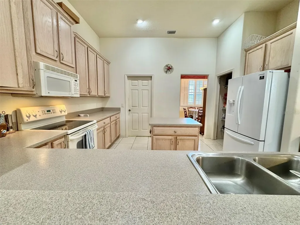 56 S Needles Point Inverness FL 34453