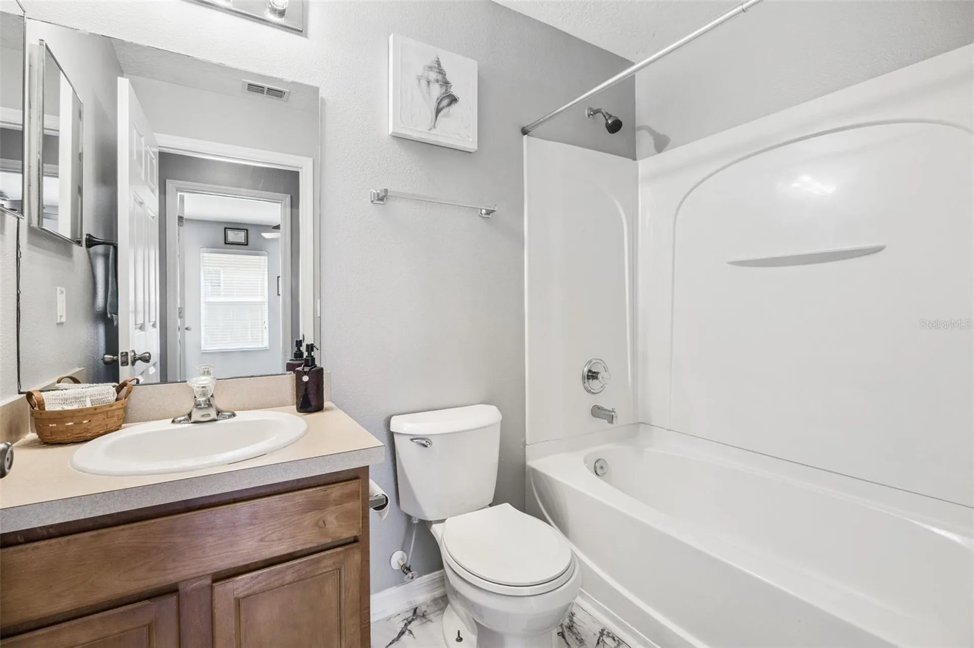 2523 Martins Run Tavares FL 32778