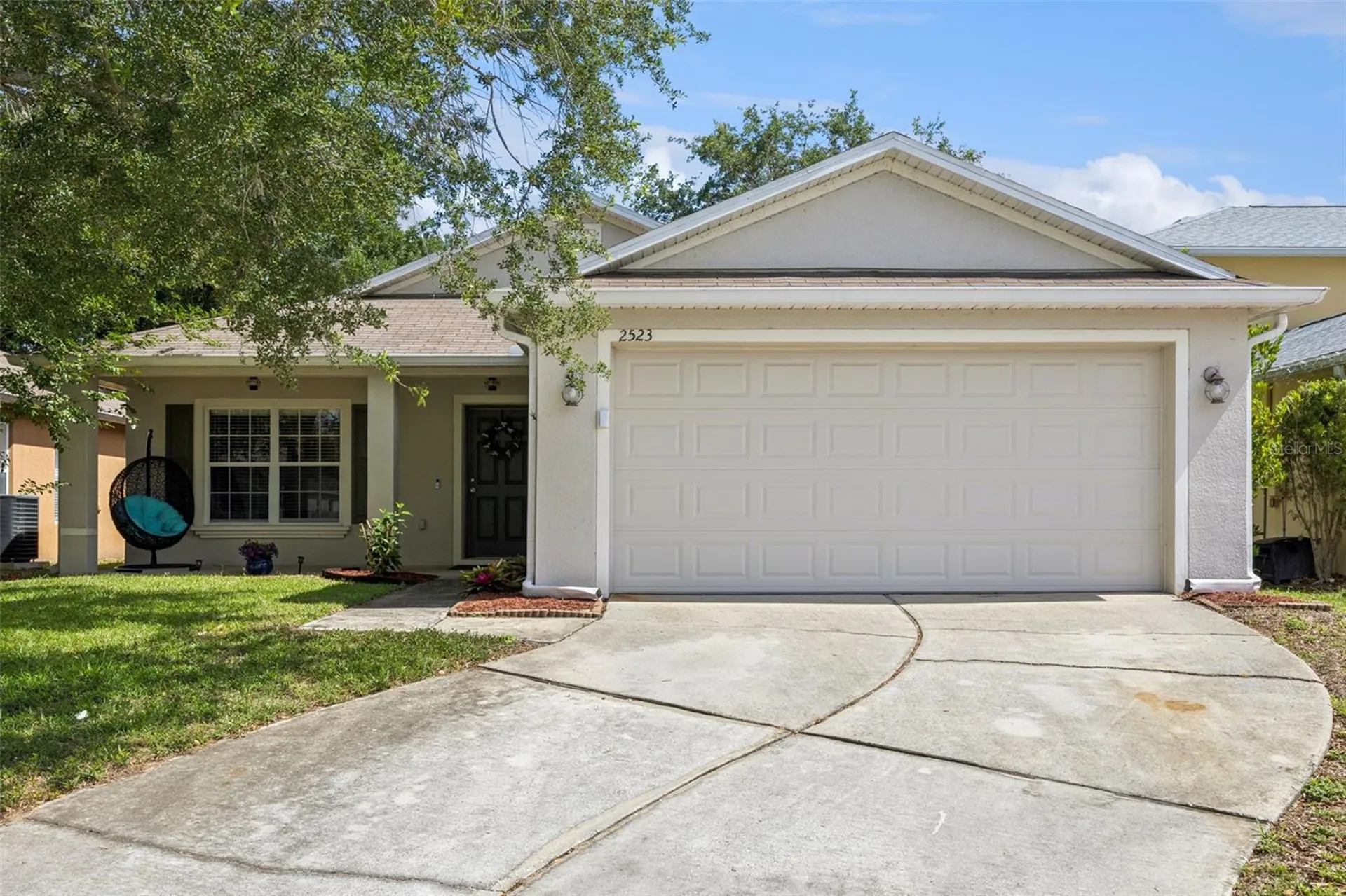 2523 Martins Run Tavares FL 32778