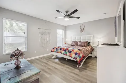 2523 Martins Run Tavares FL 32778
