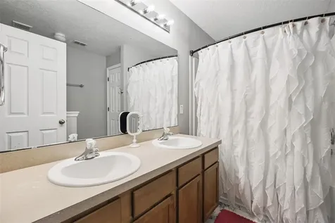 2523 Martins Run Tavares FL 32778