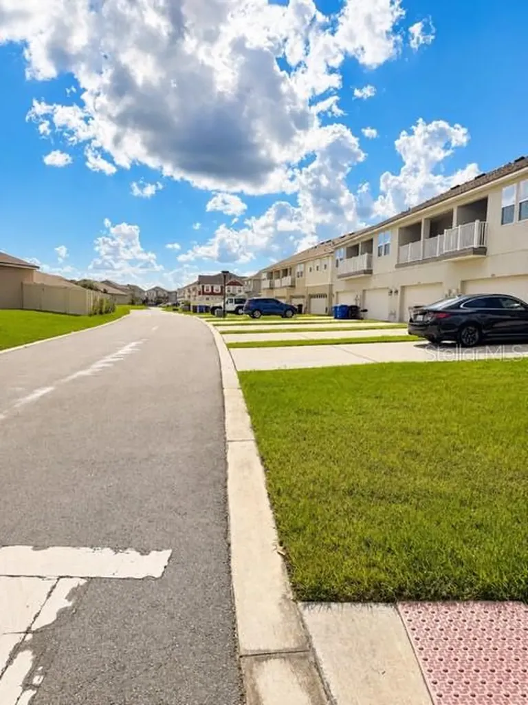 1880 Cross Prairie Parkway Kissimmee FL 34744