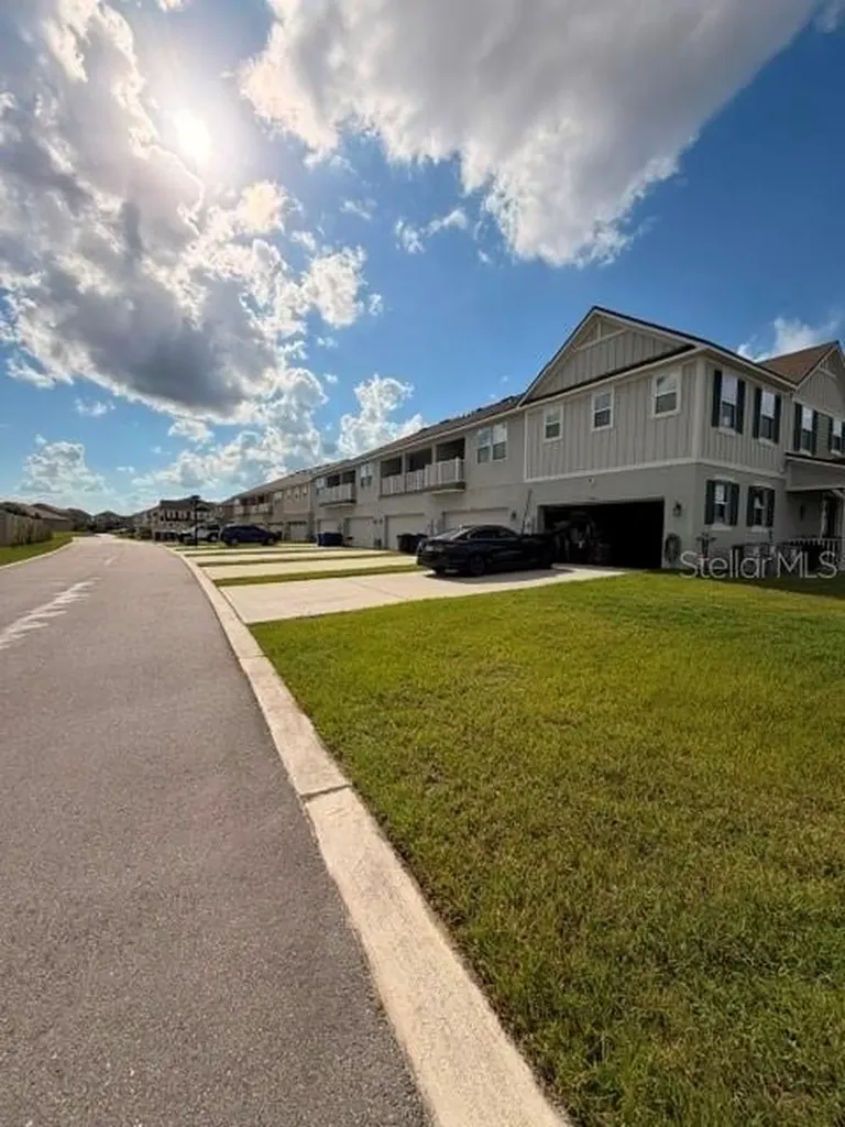 1880 Cross Prairie Parkway Kissimmee FL 34744