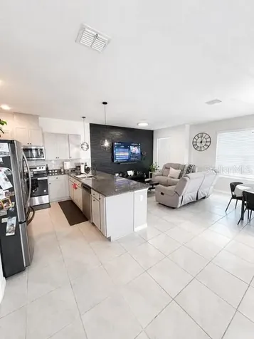 1880 Cross Prairie Parkway Kissimmee FL 34744