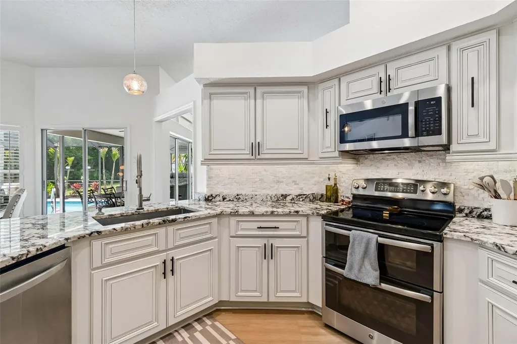 1021 Arlinbrook Drive Trinity FL 34655