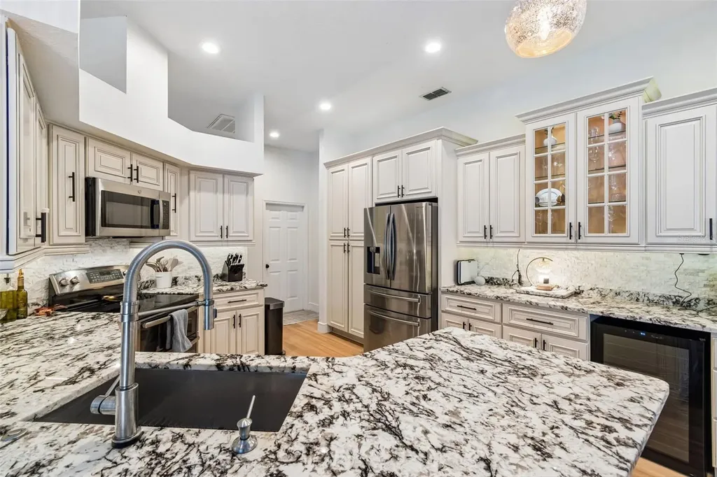 1021 Arlinbrook Drive Trinity FL 34655