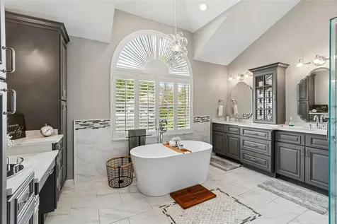 1021 Arlinbrook Drive Trinity FL 34655
