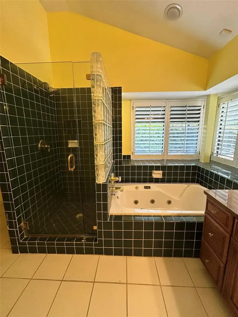 5106 Stonehurst Road Tampa FL 33647