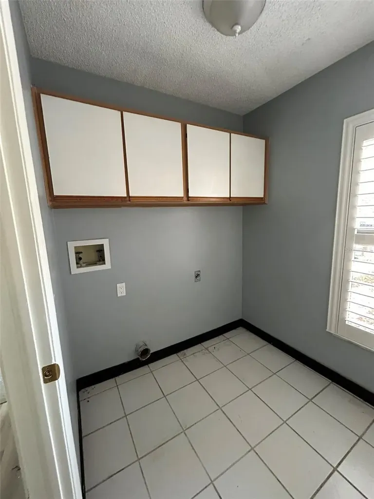 5106 Stonehurst Road Tampa FL 33647