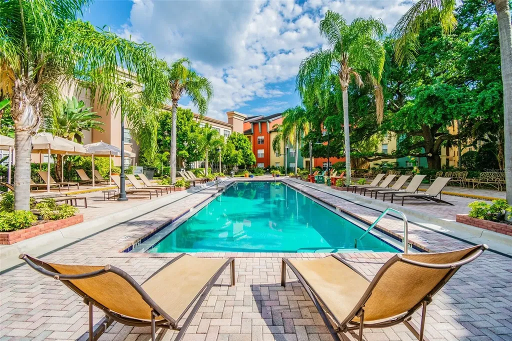 2411 W Horatio Street Tampa FL 33609