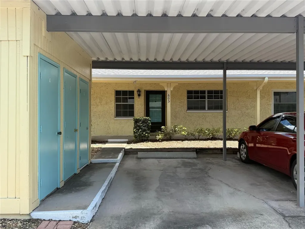 2465 Northside Drive Clearwater FL 33761