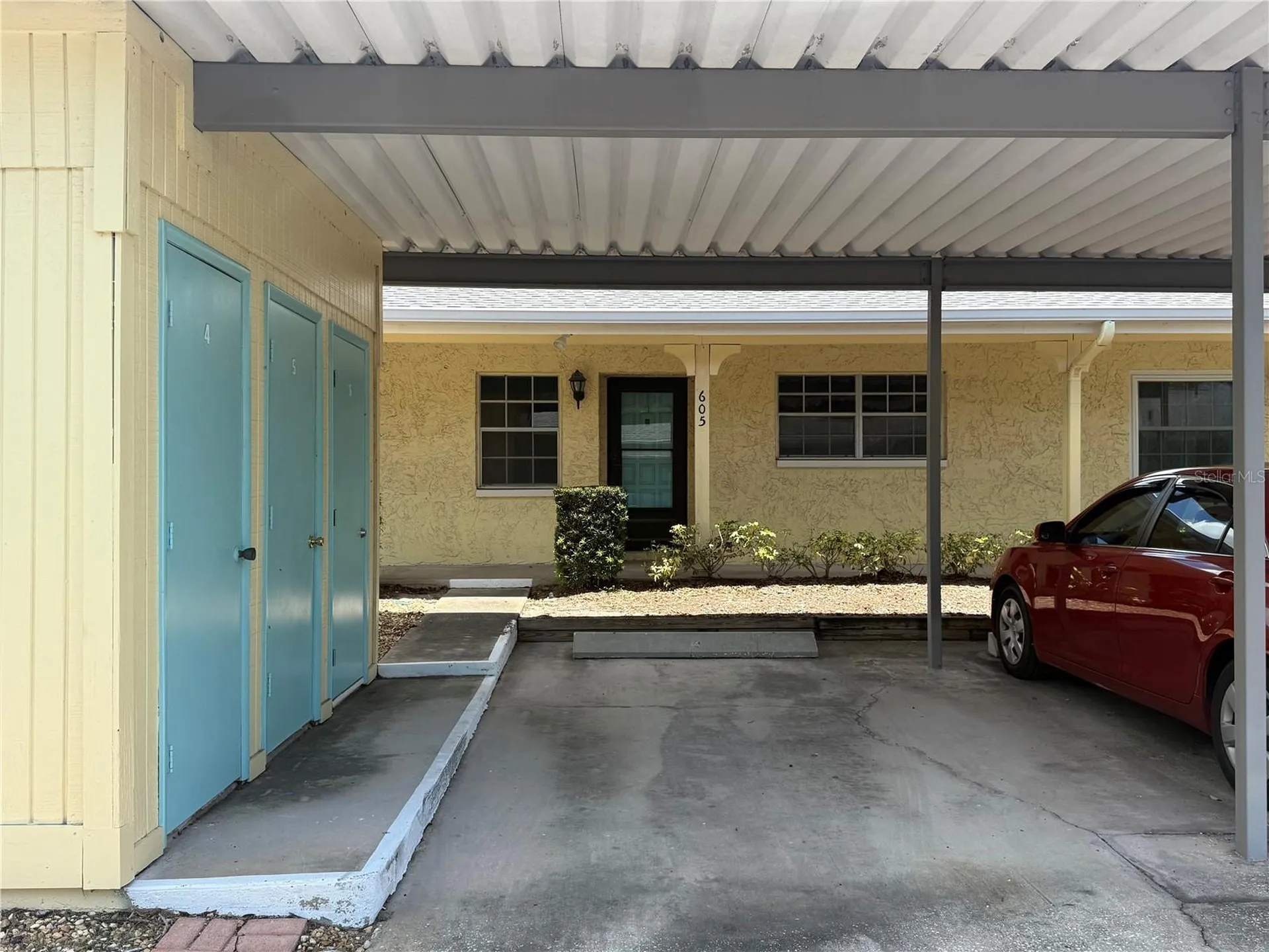 2465 Northside Drive Clearwater FL 33761