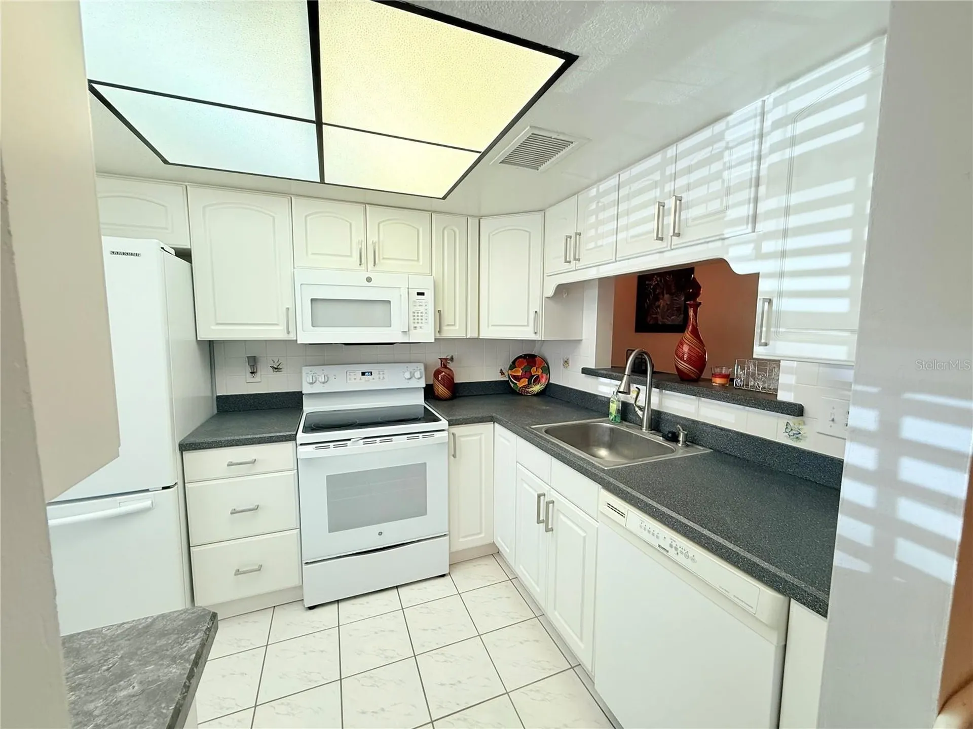 2465 Northside Drive Clearwater FL 33761