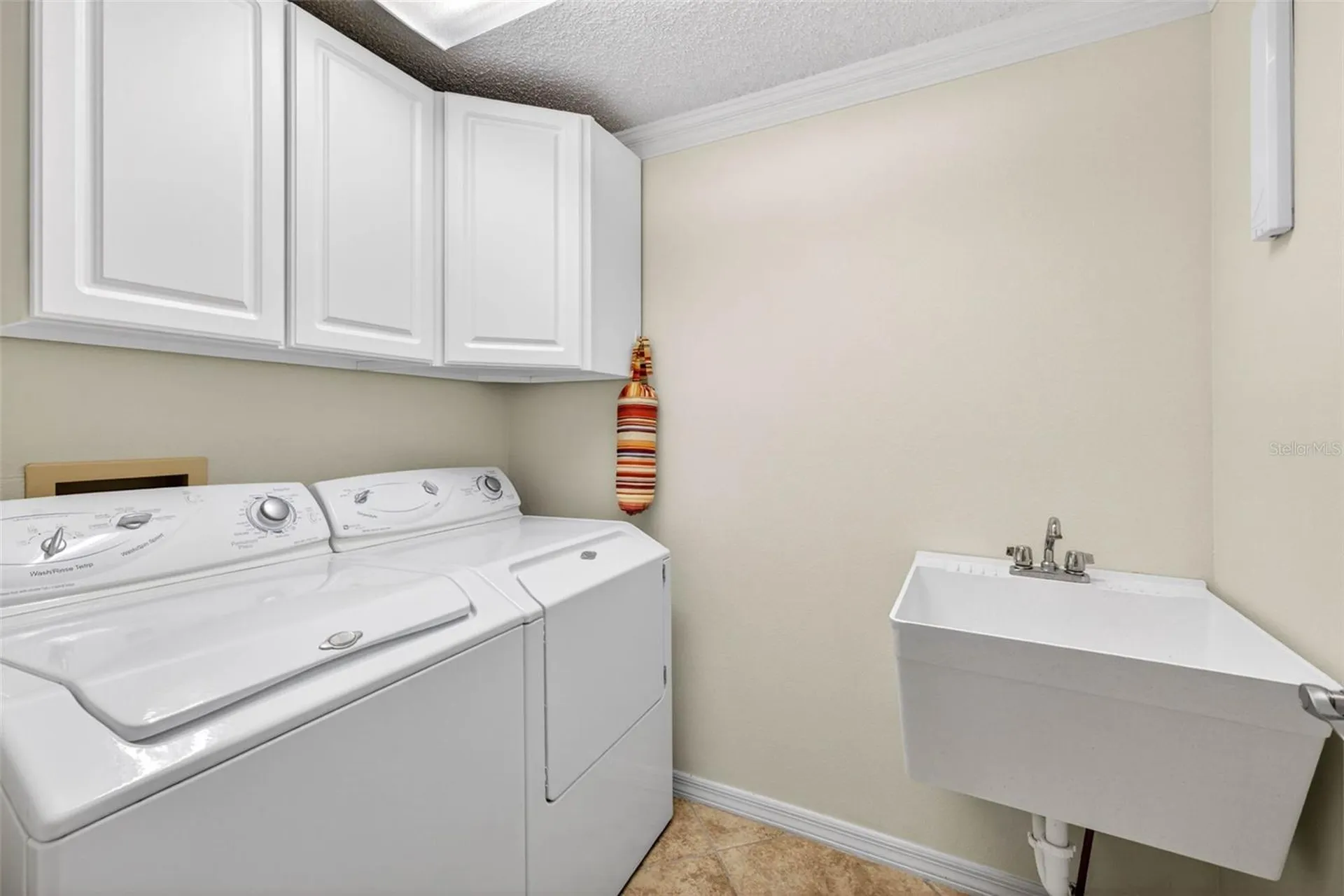 9436 Rockrose Drive Tampa FL 33647