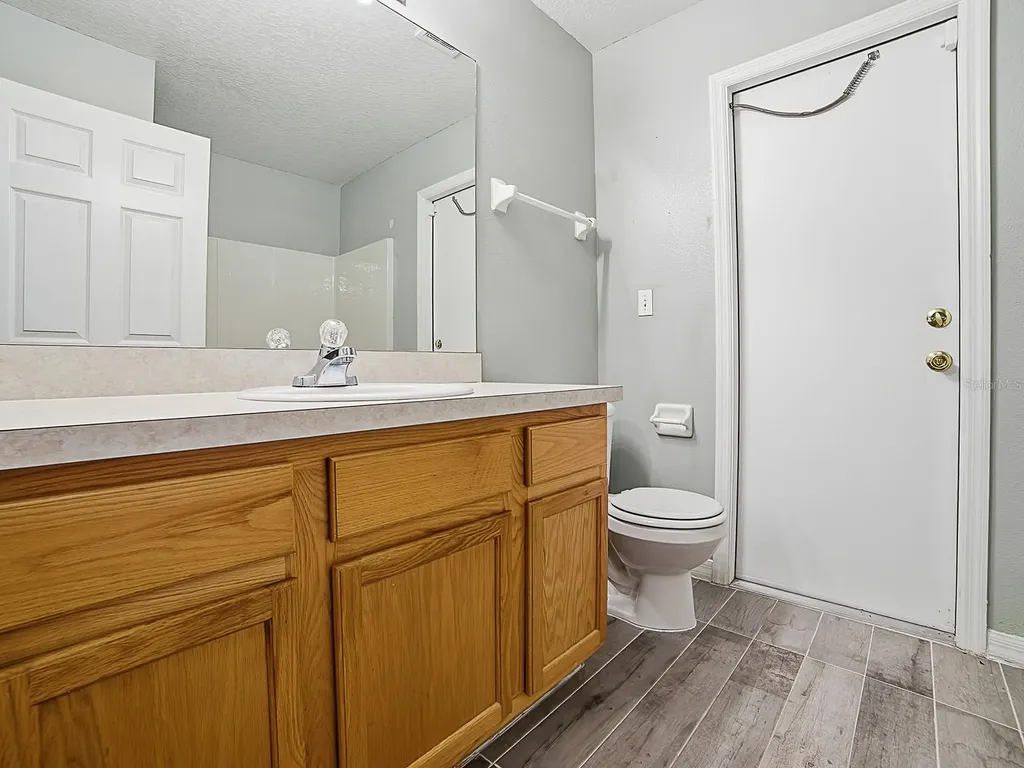 4030 Lake Bluff Drive Mascotte FL 34753