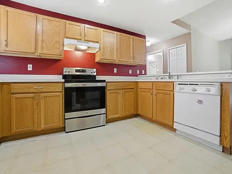 4030 Lake Bluff Drive Mascotte FL 34753