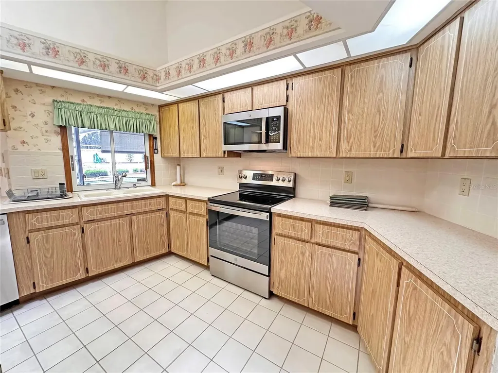 8262 Delaware Drive Weeki Wachee FL 34607