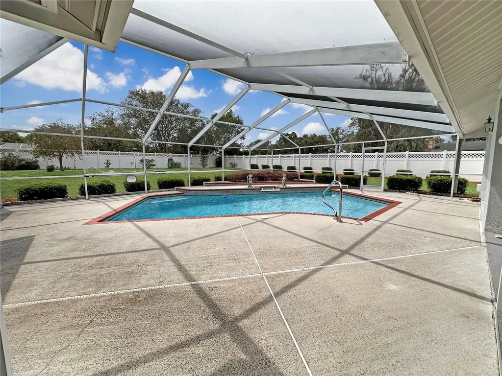 8262 Delaware Drive Weeki Wachee FL 34607