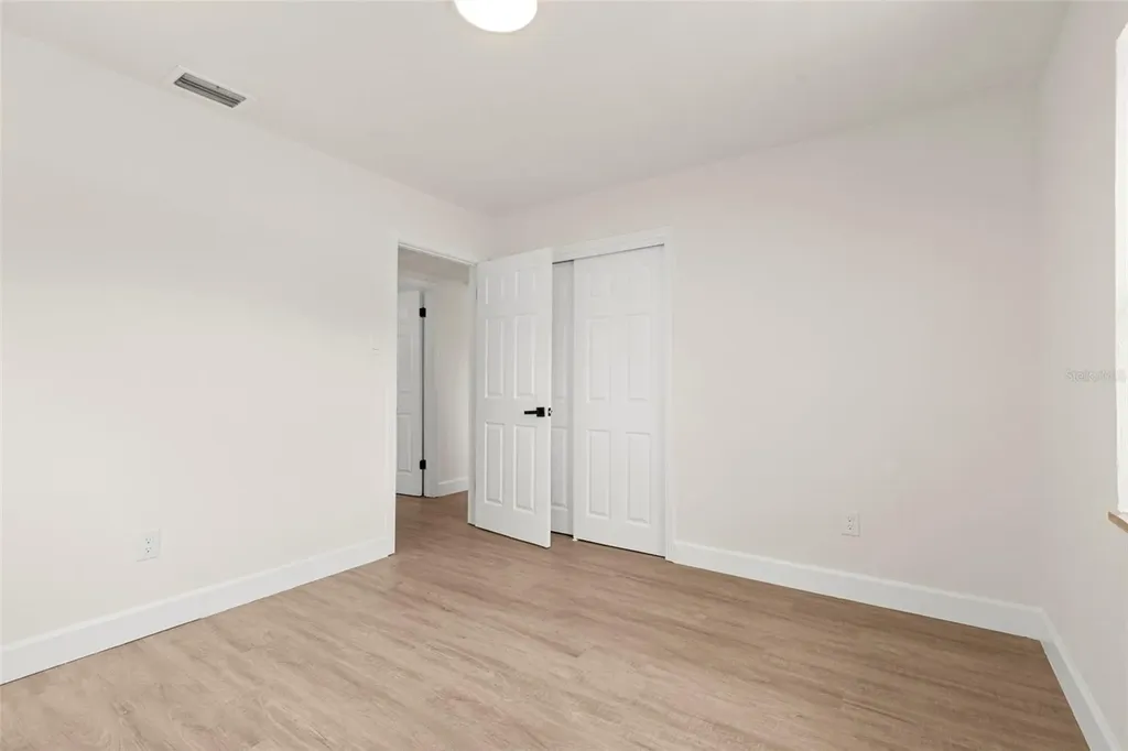 10221 N Fleetwood Drive Tampa FL 33612