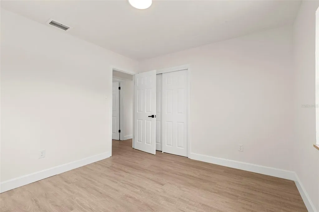10221 N Fleetwood Drive Tampa FL 33612