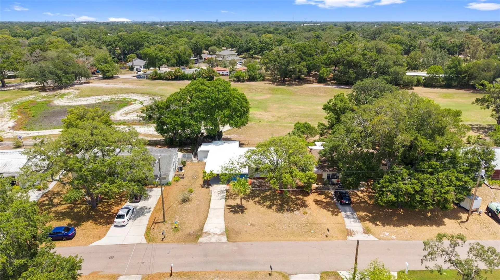 10221 N Fleetwood Drive Tampa FL 33612