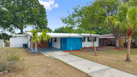 10221 N Fleetwood Drive Tampa FL 33612