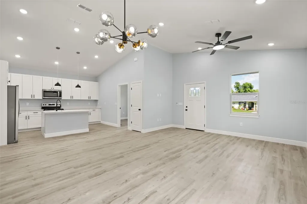 149 Hickory Avenue Orange City FL 32763
