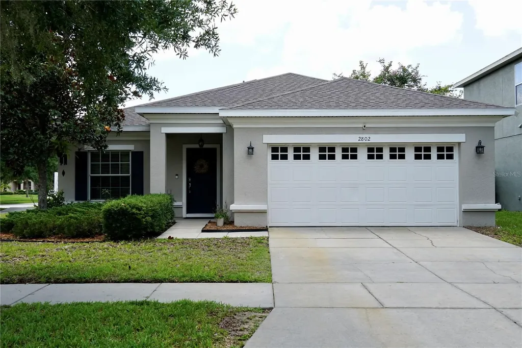 2802 Winglewood Circle Lutz FL 33558