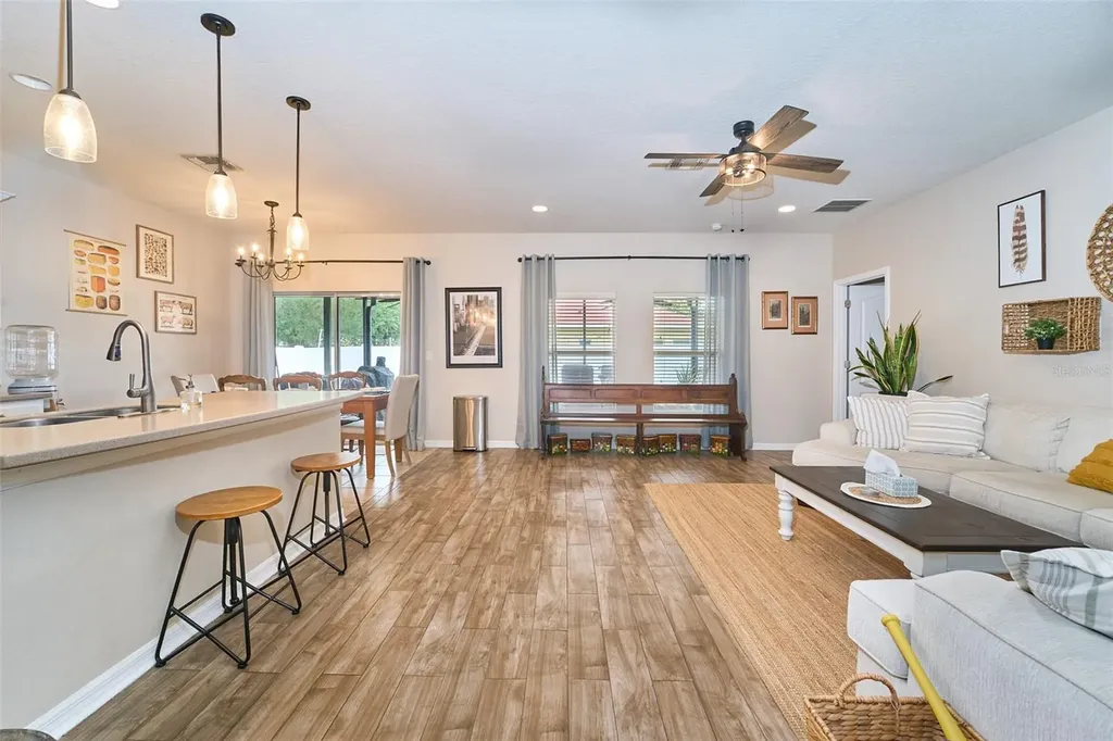 2802 Winglewood Circle Lutz FL 33558